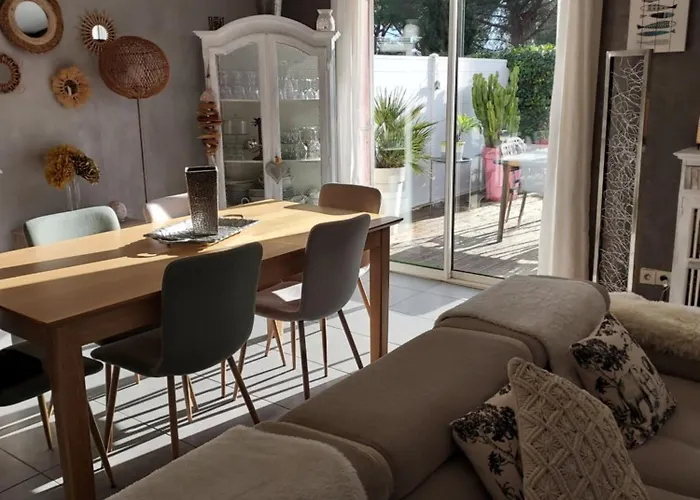 Maison Les Hameaux De L'ermitage 度假居