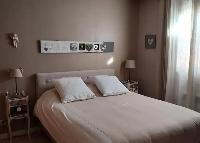 度假居 Maison Les Hameaux De L'ermitage 耶尔